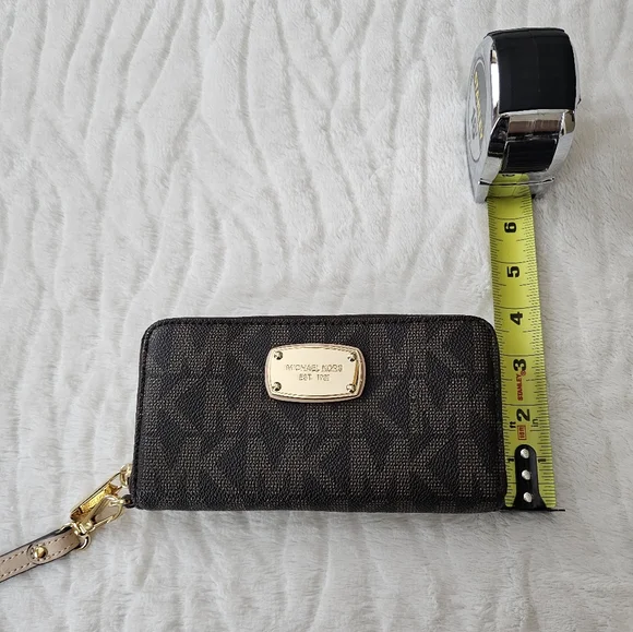 Michael Kors Jet Set Brown Wristlet Zipped Wallet - Picture 8 of 11